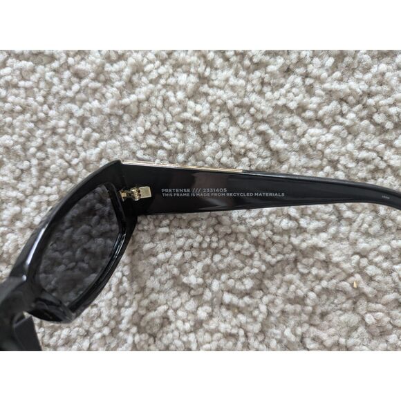 NIB Le Specs x Afends Square Black Sunglasses w/ Gold Floral Accent main image 5